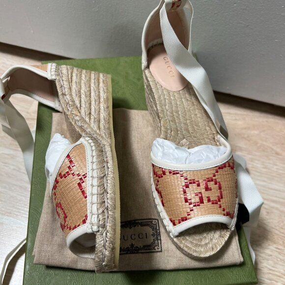 Gucci GG Espadrille Sandals WOMEN - Picture 3 of 9